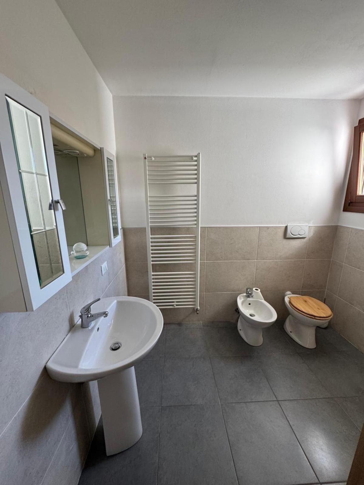 Crossroads Apartment Santa Maria la Longa المظهر الخارجي الصورة