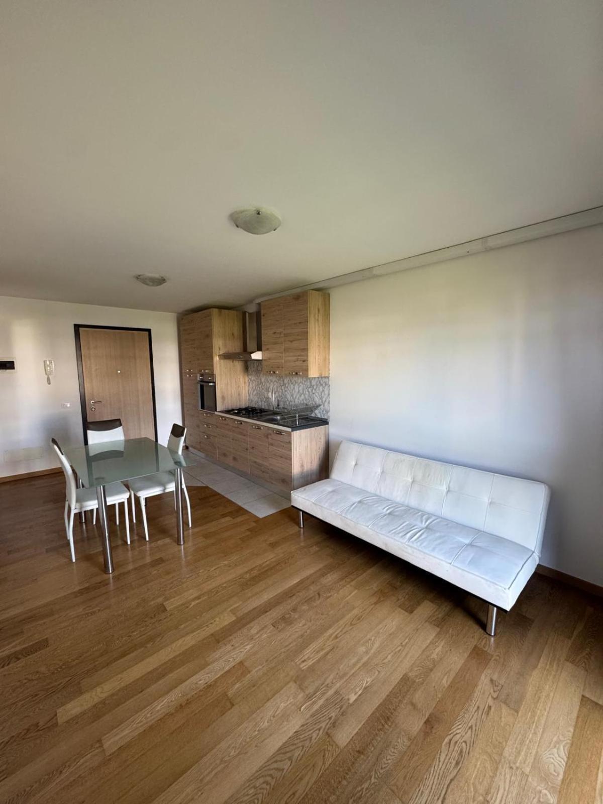 Crossroads Apartment Santa Maria la Longa المظهر الخارجي الصورة